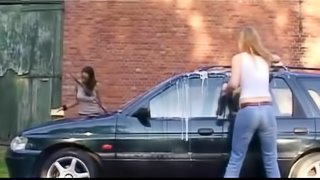 Flirtatious amateur in jeans giving a steamy blowjob then gets bonked outdoors